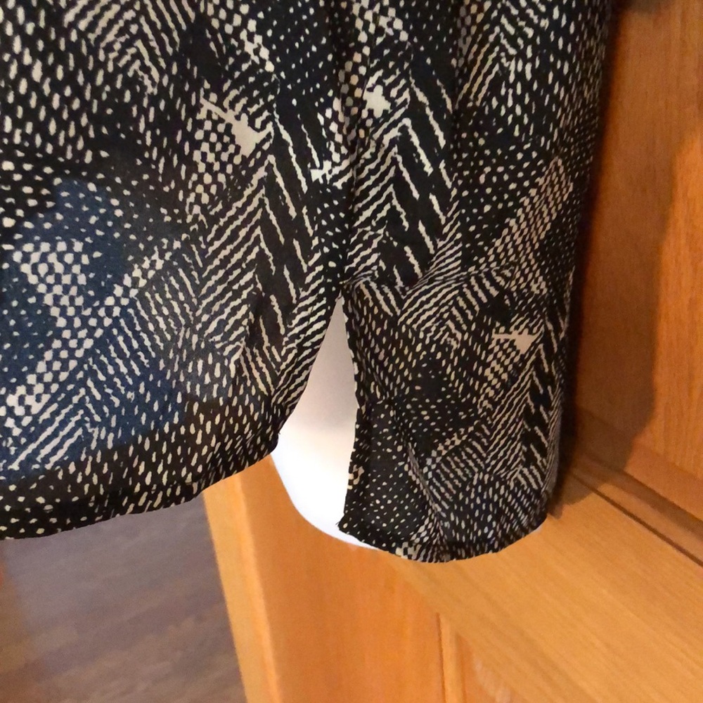 Blouse - Picture 2 of 4